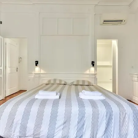 Superbe T2 De 70m2 Dans Le Centre Historique Apartment